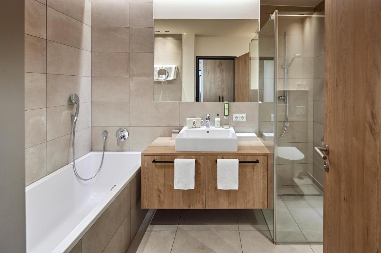 Hotel Sonnblick เลคอัมอาร์ลแบร์ก ภายนอก รูปภาพ